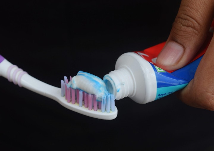 Fluoride toothpaste can strengthen the teeth. Some of the best toothpaste that are also good for seniors are Colgate, Sensodyne and Darlie toothpaste.
