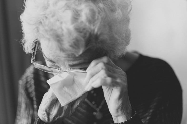 Ageing can naturally make senior eyes dry.