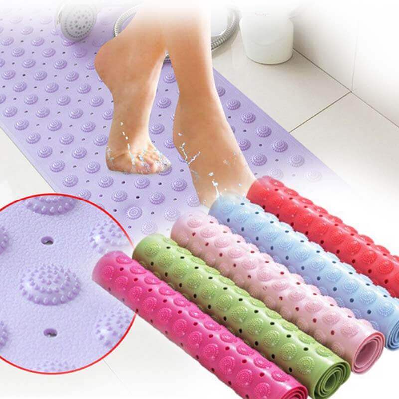 Our PVC bathroom mat is secured using vacuum suction technology and adheres effectively to the floor.