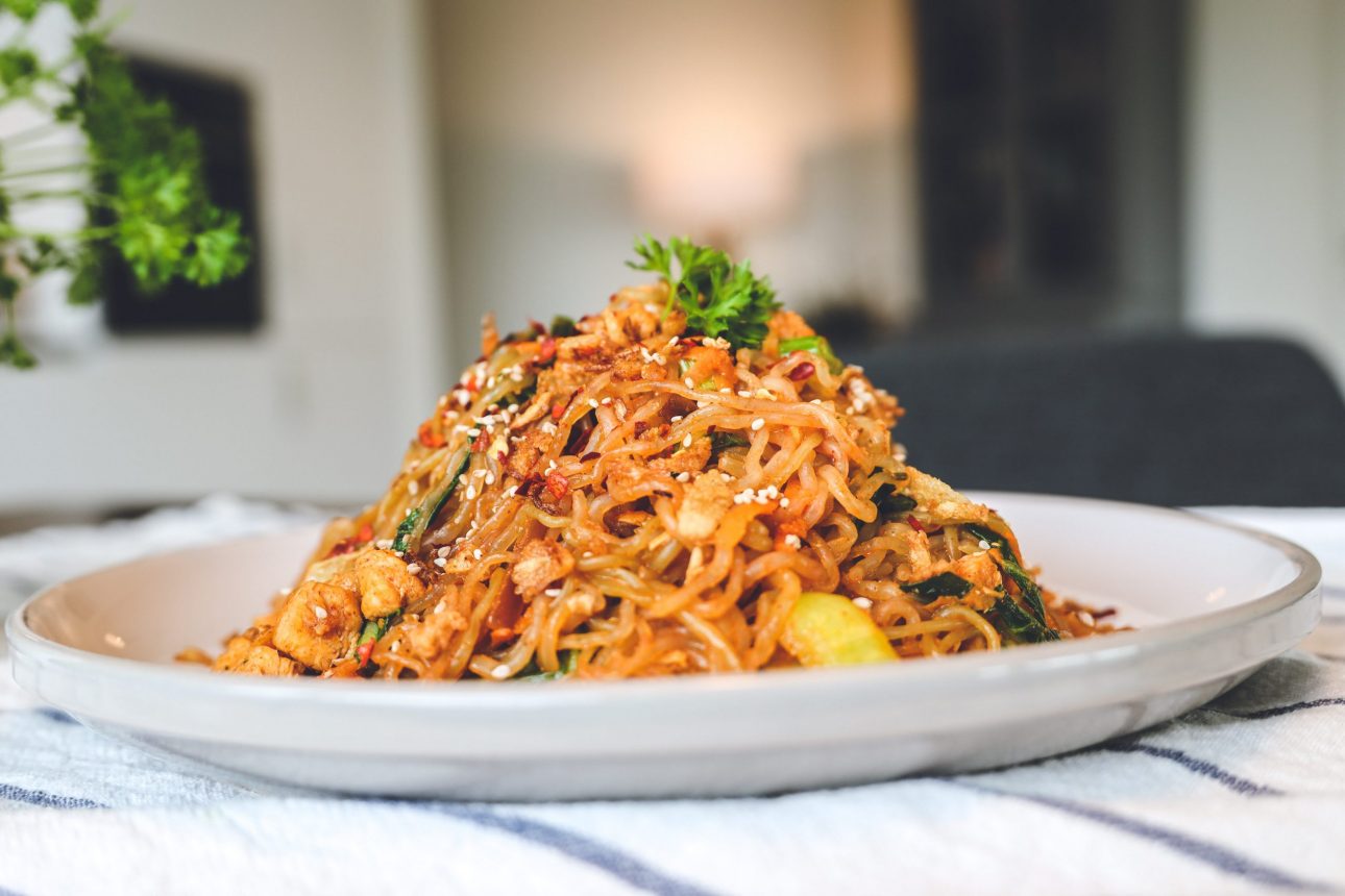 pad thai with shirataki noodles on a plate