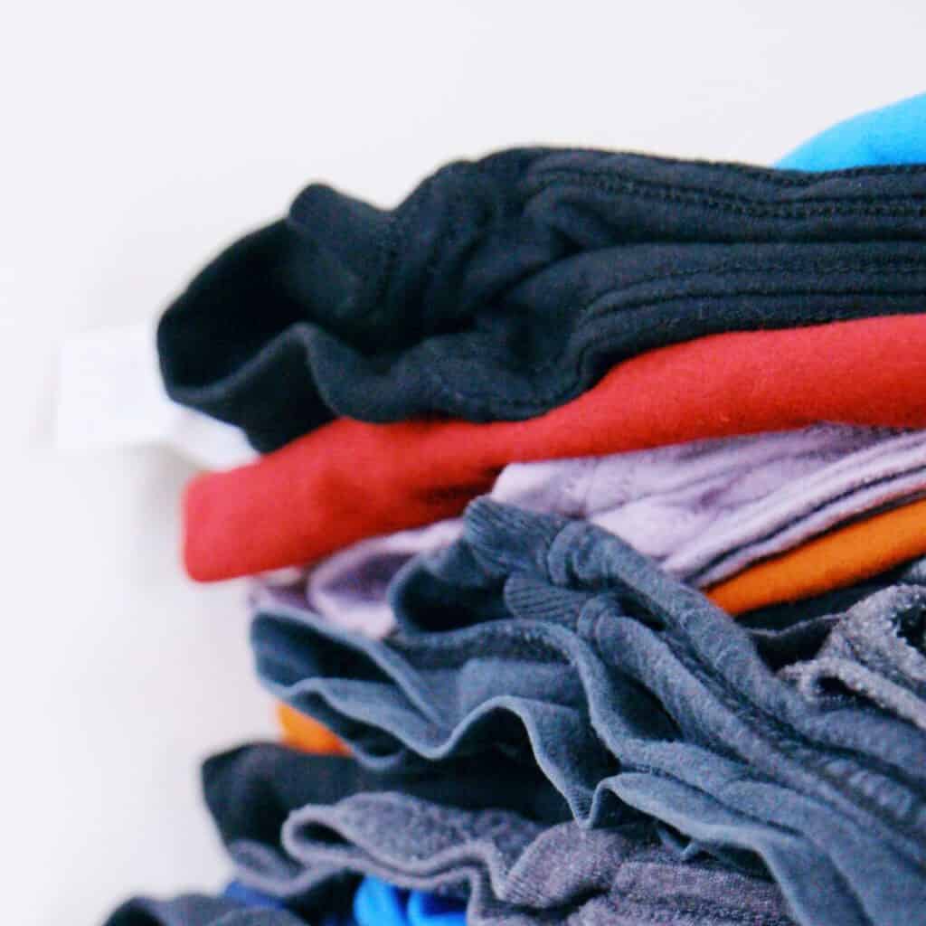 Make your laundry at ease with clothes folding machine Singapore